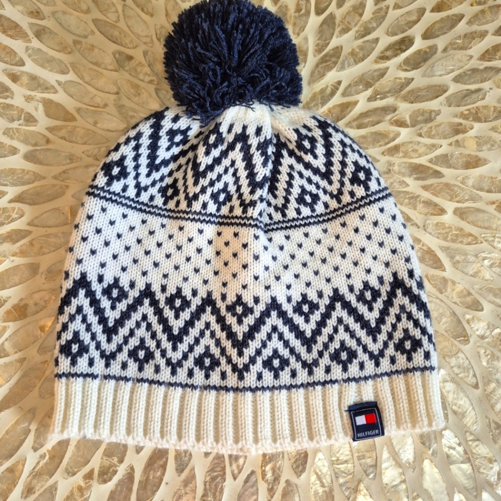 Tommy Hilfiger Pom Blue and White Scandinavian Patterned Beanie